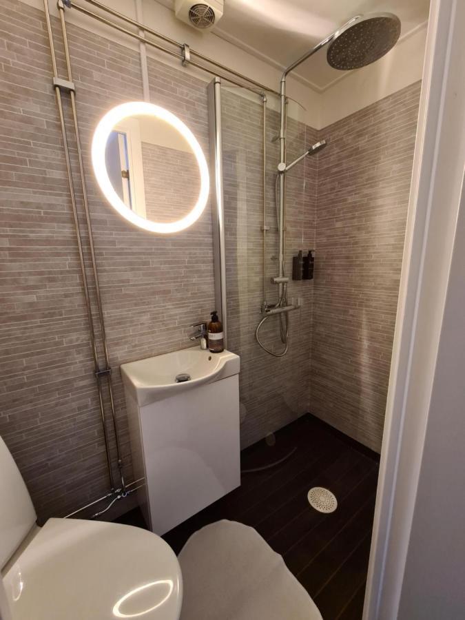 Dala-Jaerna Hotell Och Vandrarhem Экстерьер фото